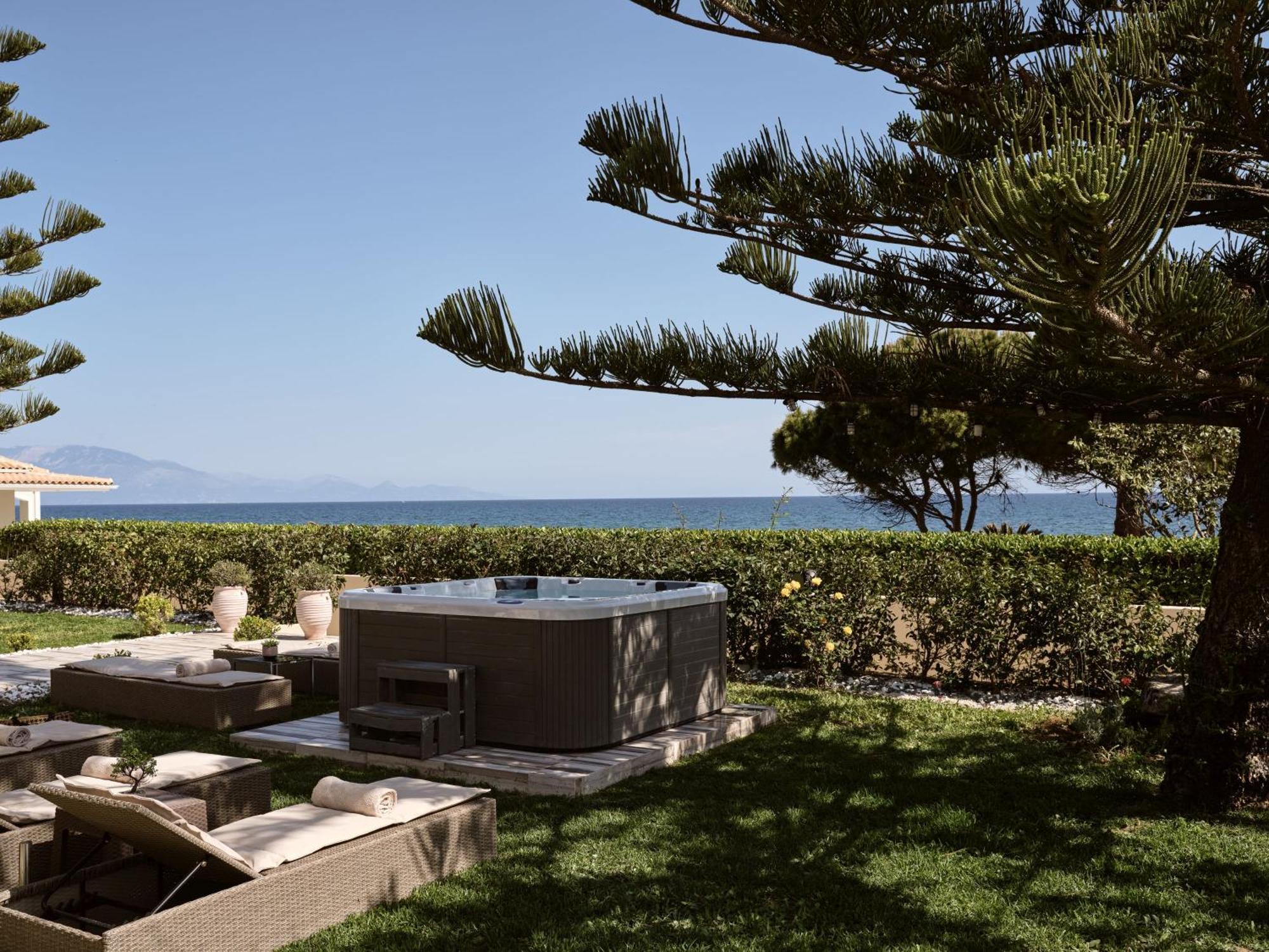 Sea Elegance - On The Beach, By Zantewize Villa *